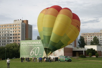 Balon przed Politechniką